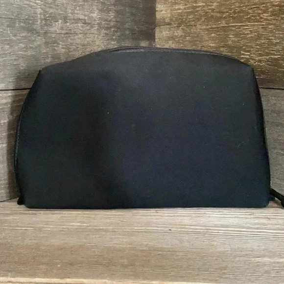 Mac |make up travel bag - Picture 2 of 7